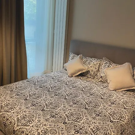 Battisti Homes Apartament *